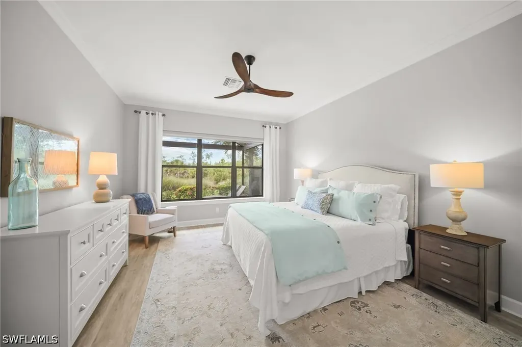8879 Vaccaro Court Naples FL 34119