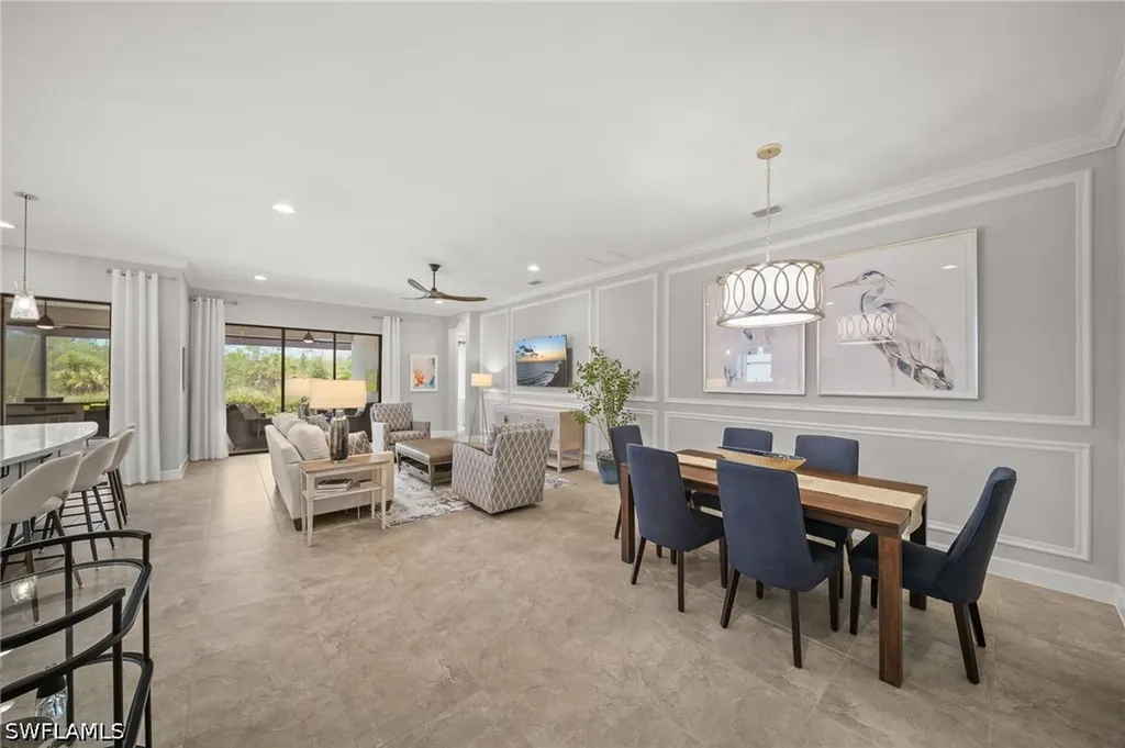 8879 Vaccaro Court Naples FL 34119