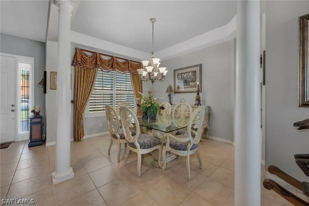 2111 Grove Drive Naples FL 34120