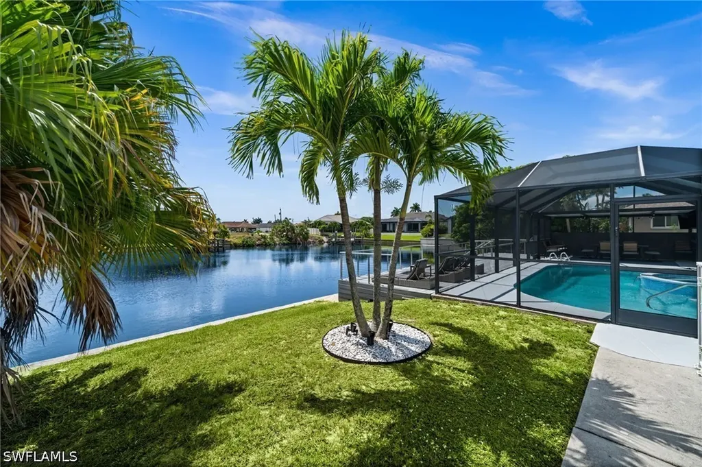 3911 SW 25th Court Cape Coral FL 33914
