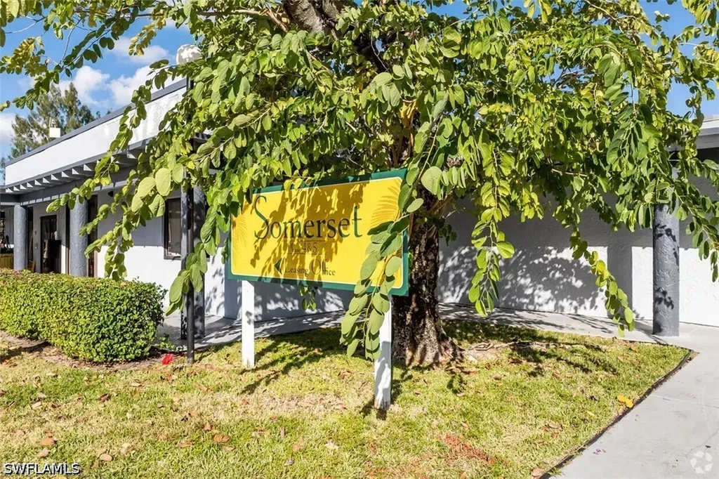 2831 Somerset Drive E Lauderdale Lakes FL 33341