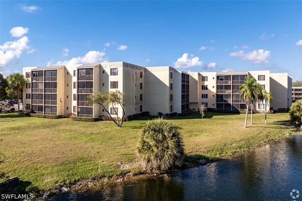2831 Somerset Drive Lauderdale Lakes FL 33341