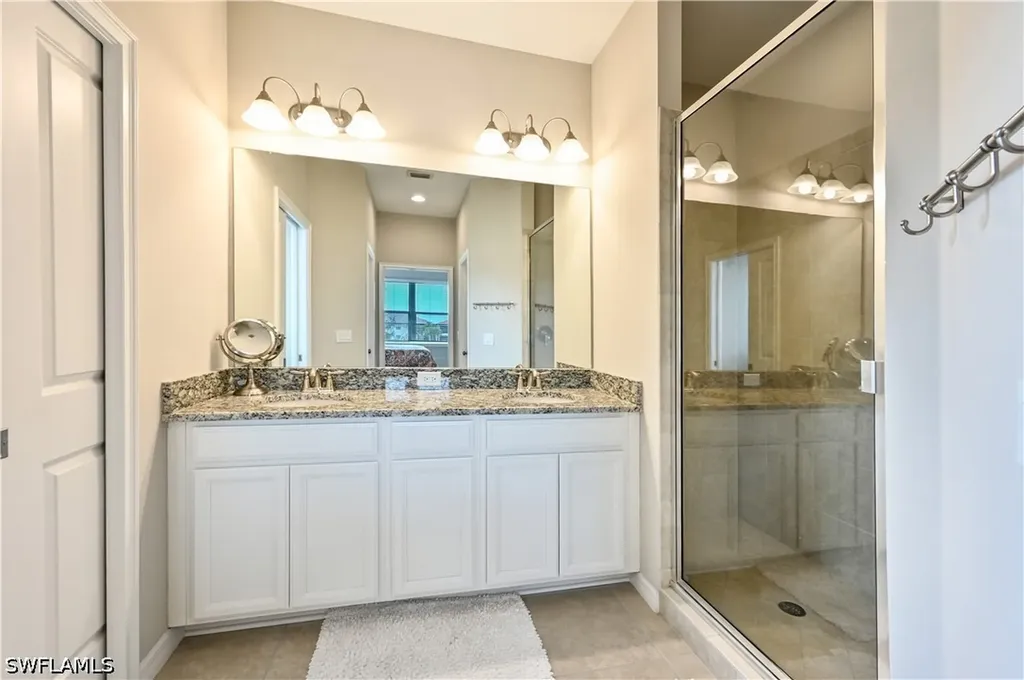9386 Pocida Court Naples FL 34119