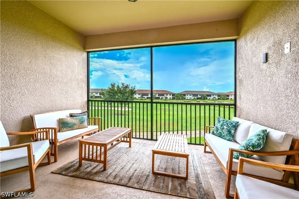 9386 Pocida Court Naples FL 34119