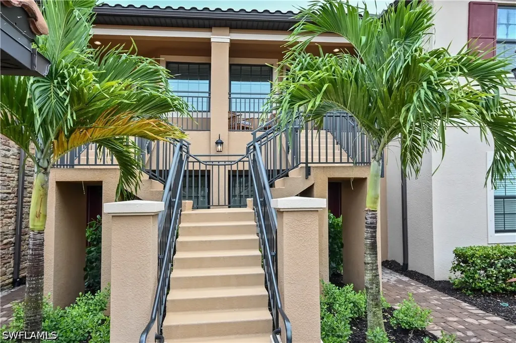 9386 Pocida Court Naples FL 34119