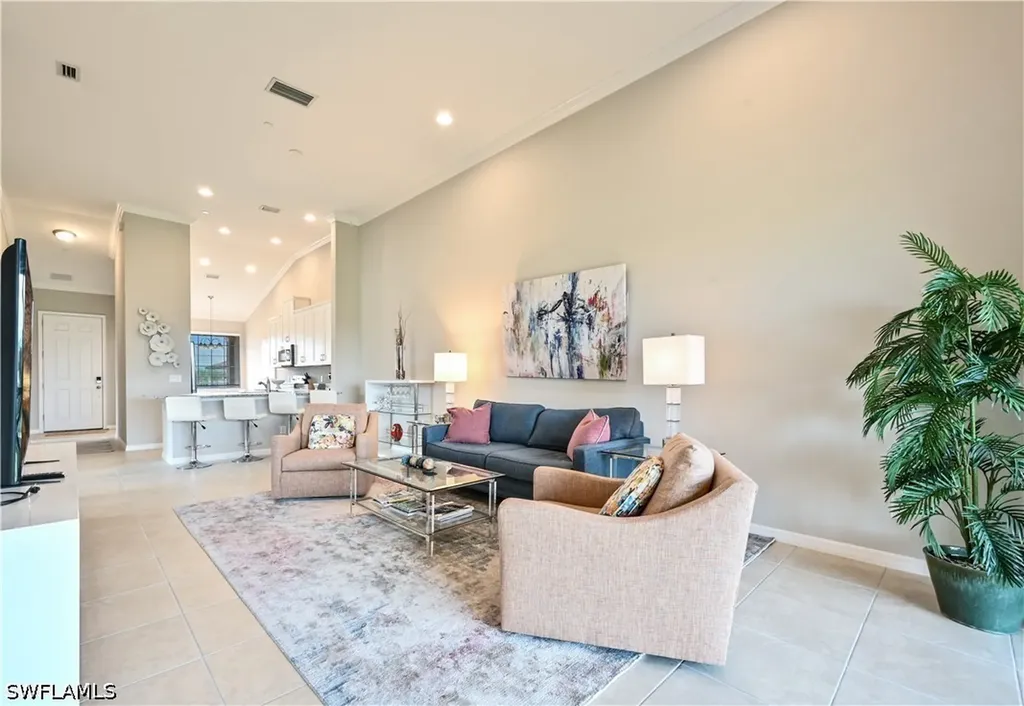 9386 Pocida Court Naples FL 34119