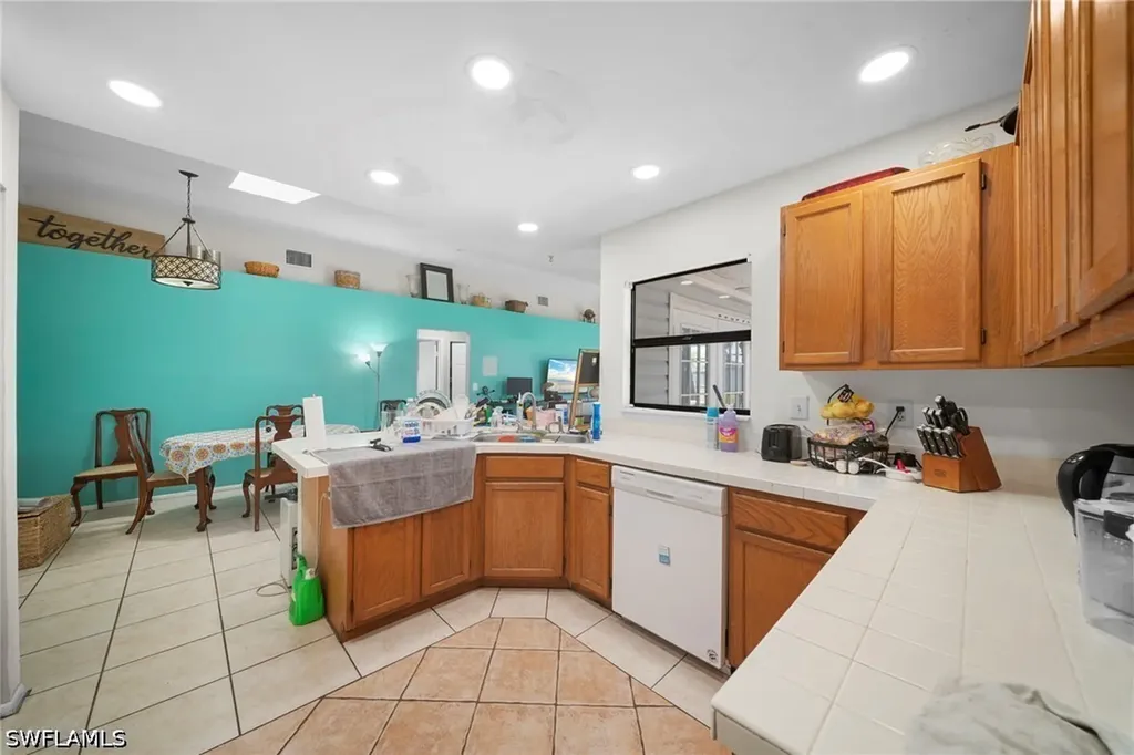 3013 NE 5th Avenue Cape Coral FL 33909