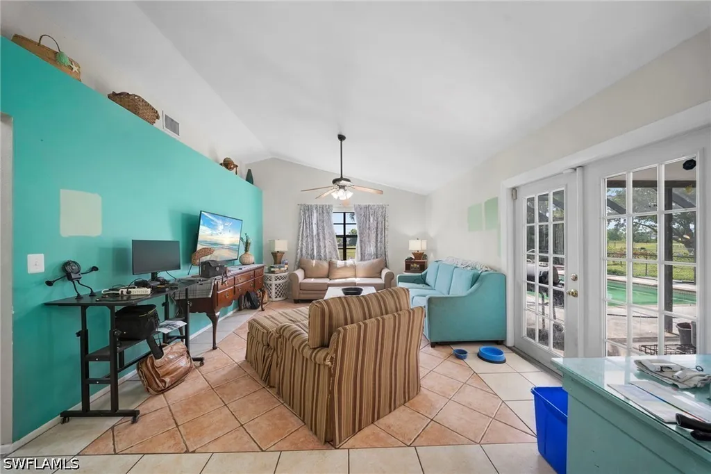 3013 NE 5th Avenue Cape Coral FL 33909