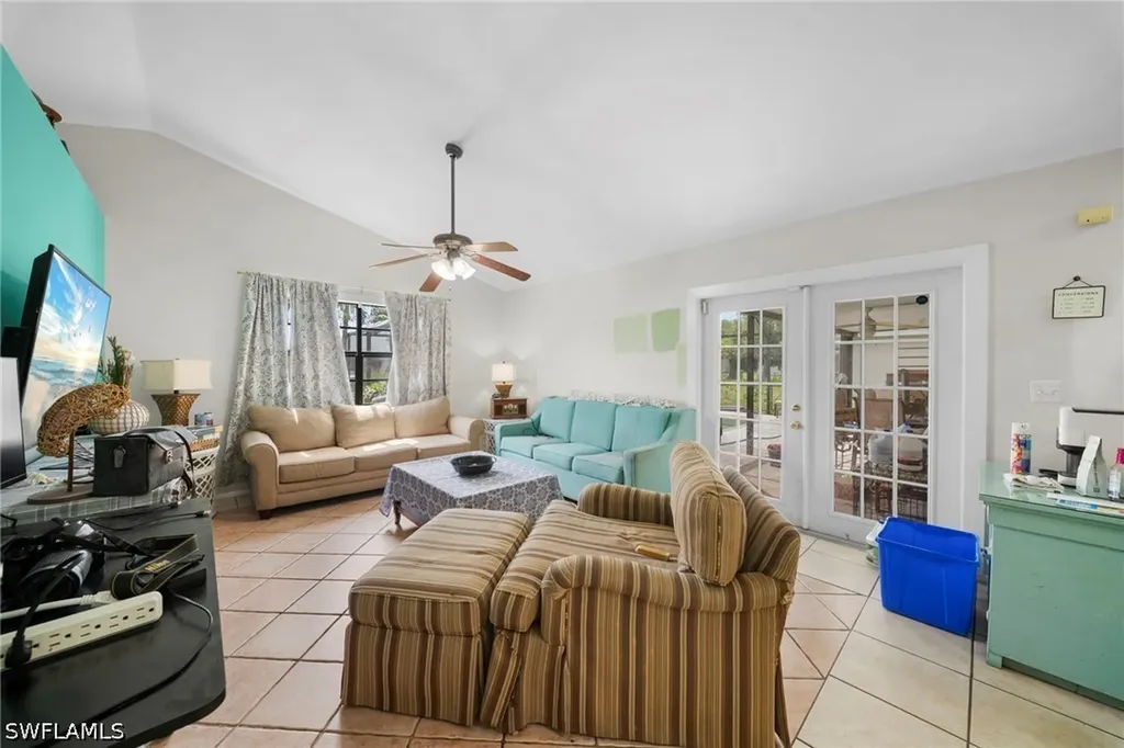 3013 NE 5th Avenue Cape Coral FL 33909