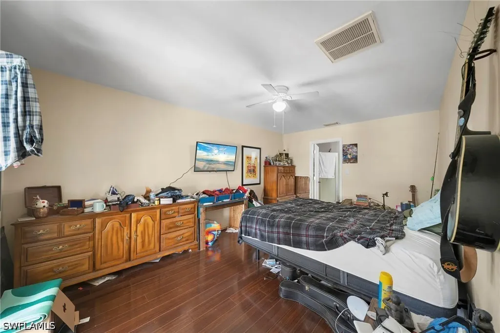3013 NE 5th Avenue Cape Coral FL 33909