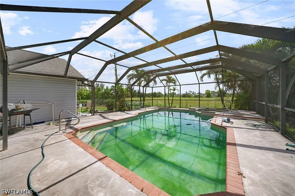 3013 NE 5th Avenue Cape Coral FL 33909