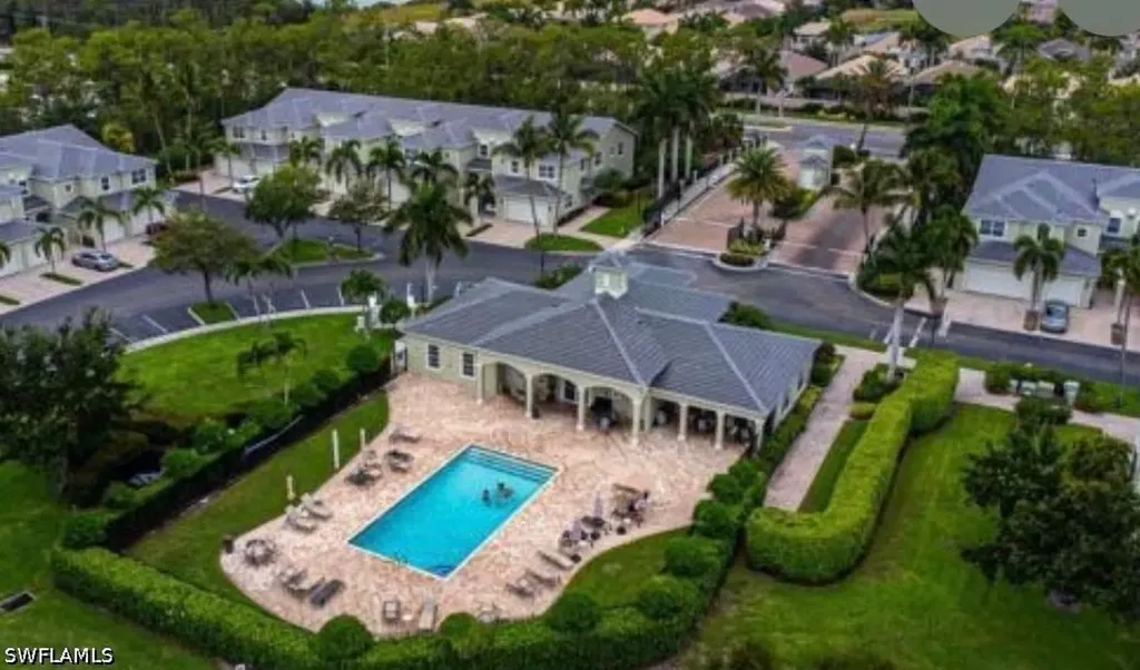 1405 Mariposa Circle Naples FL 34105