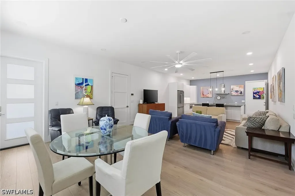 1232 Royal Palm Drive Naples FL 34103