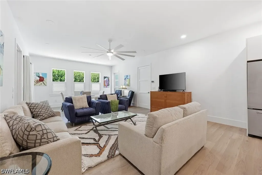 1232 Royal Palm Drive Naples FL 34103