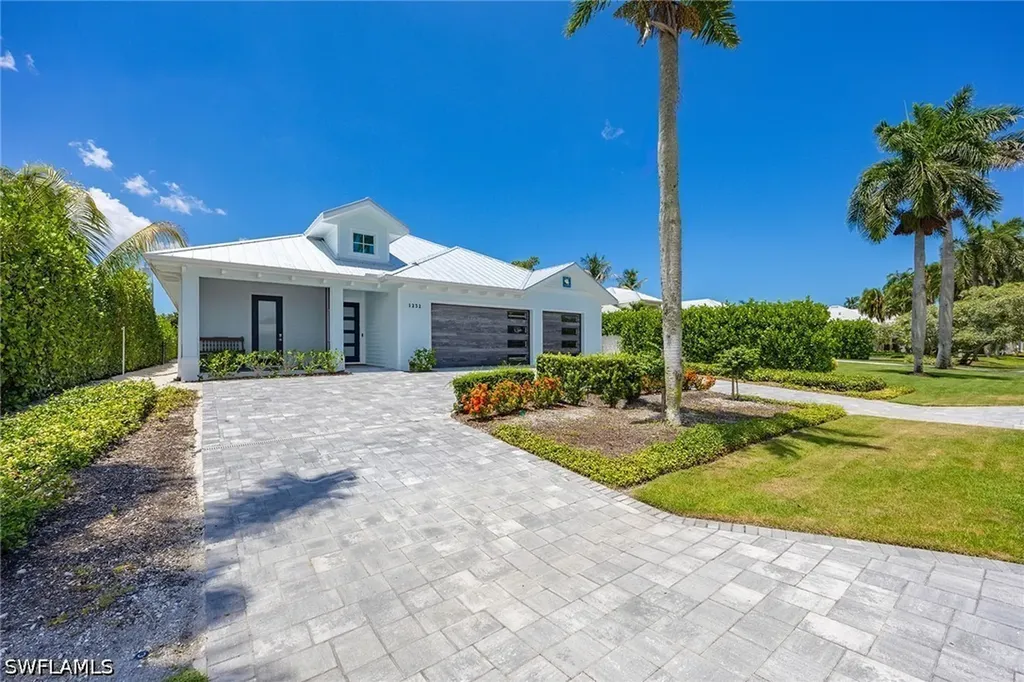 1232 Royal Palm Drive Naples FL 34103