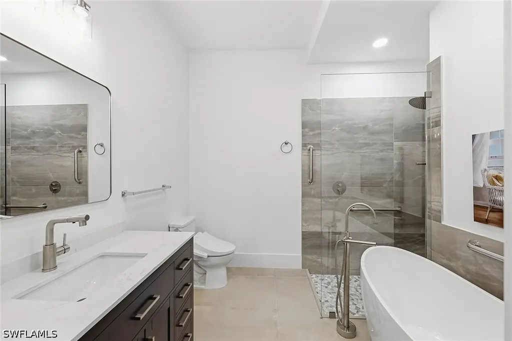 1232 Royal Palm Drive Naples FL 34103