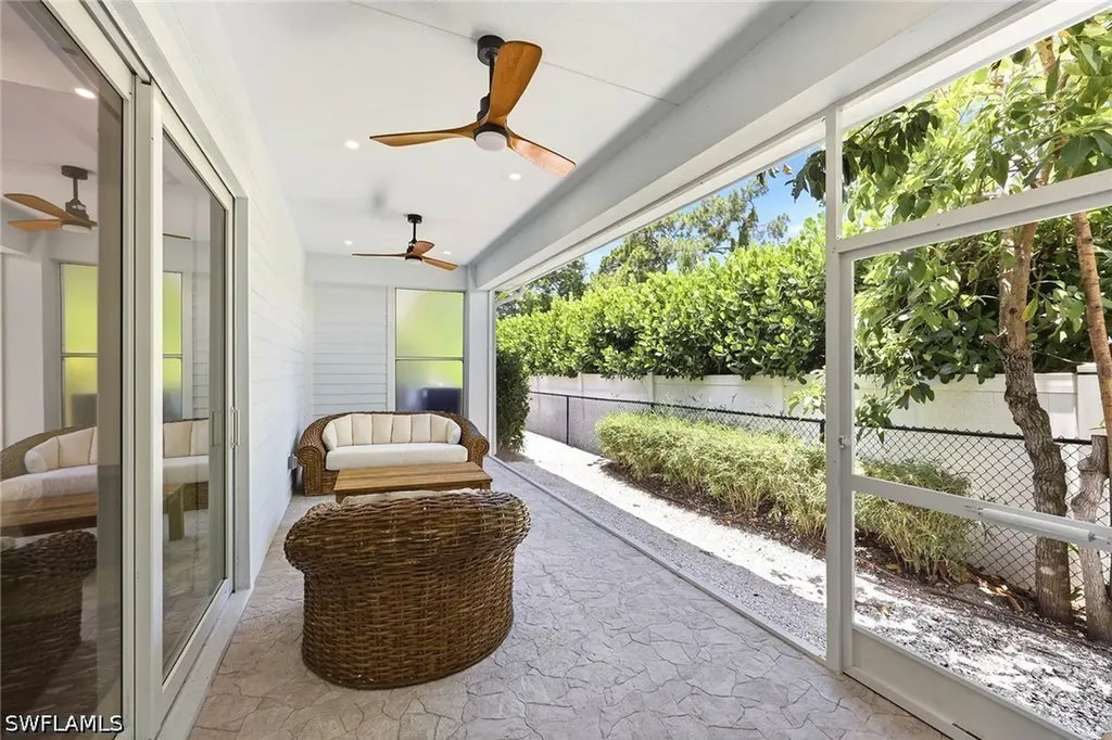 1232 Royal Palm Drive Naples FL 34103