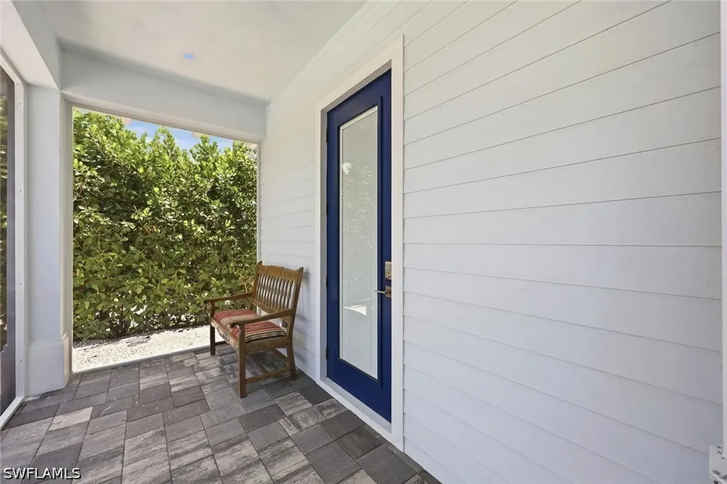 1232 Royal Palm Drive Naples FL 34103