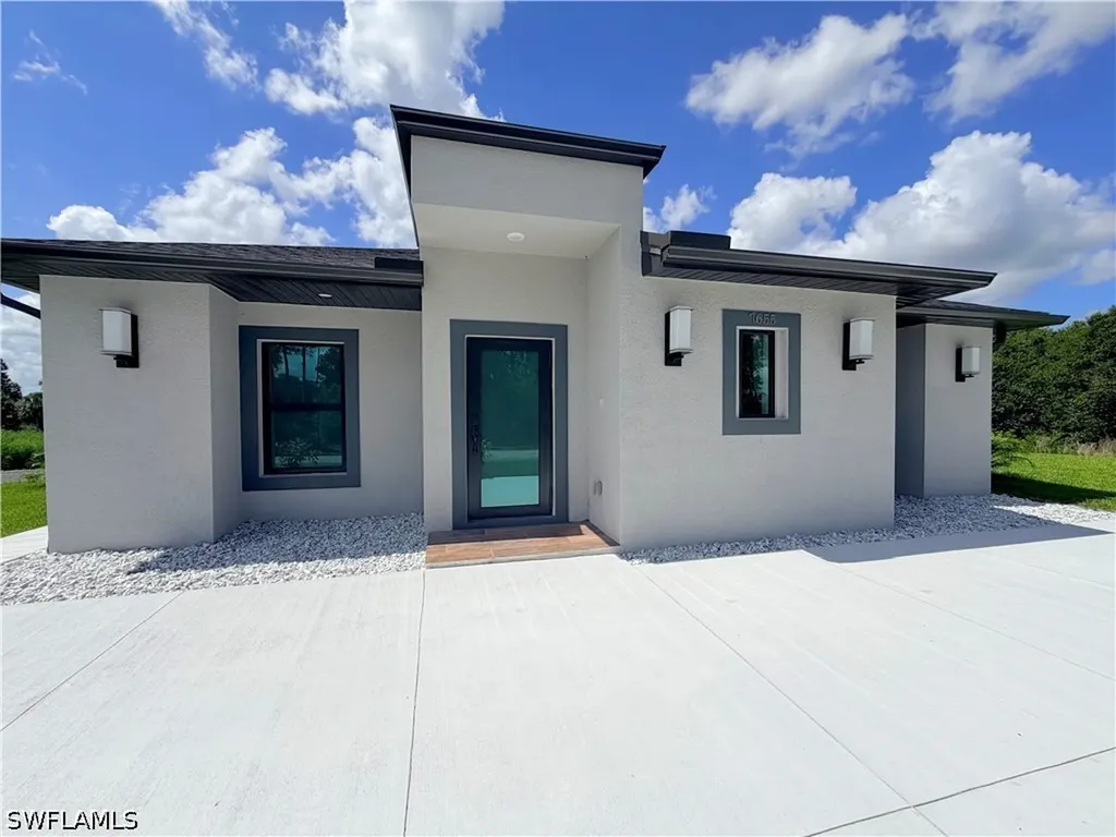 7655 7th Place Labelle FL 33935