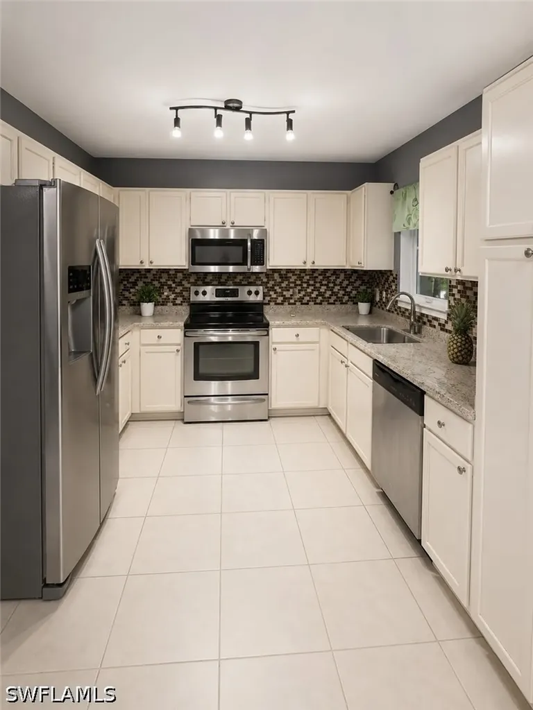 2049 50th Street SW Naples FL 34116