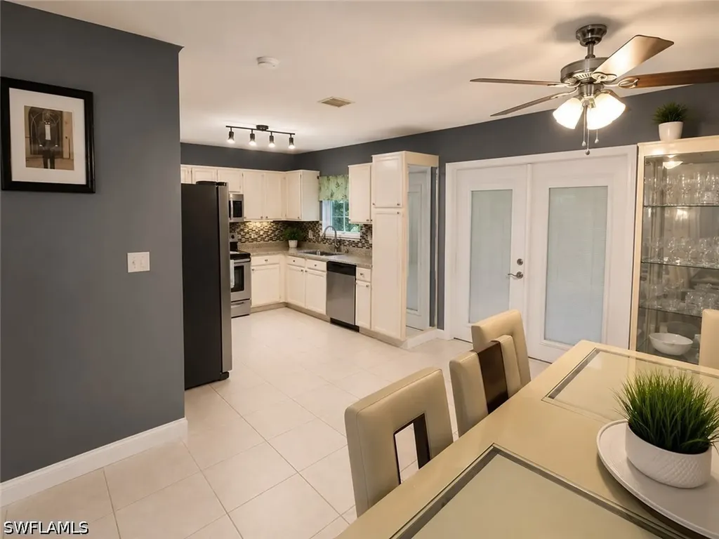 2049 50th Street SW Naples FL 34116