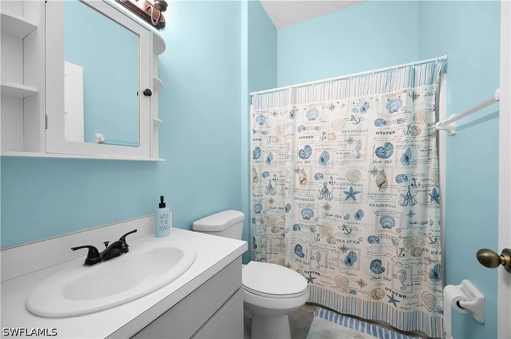 15633 Beachcomber Avenue Fort Myers FL 33908