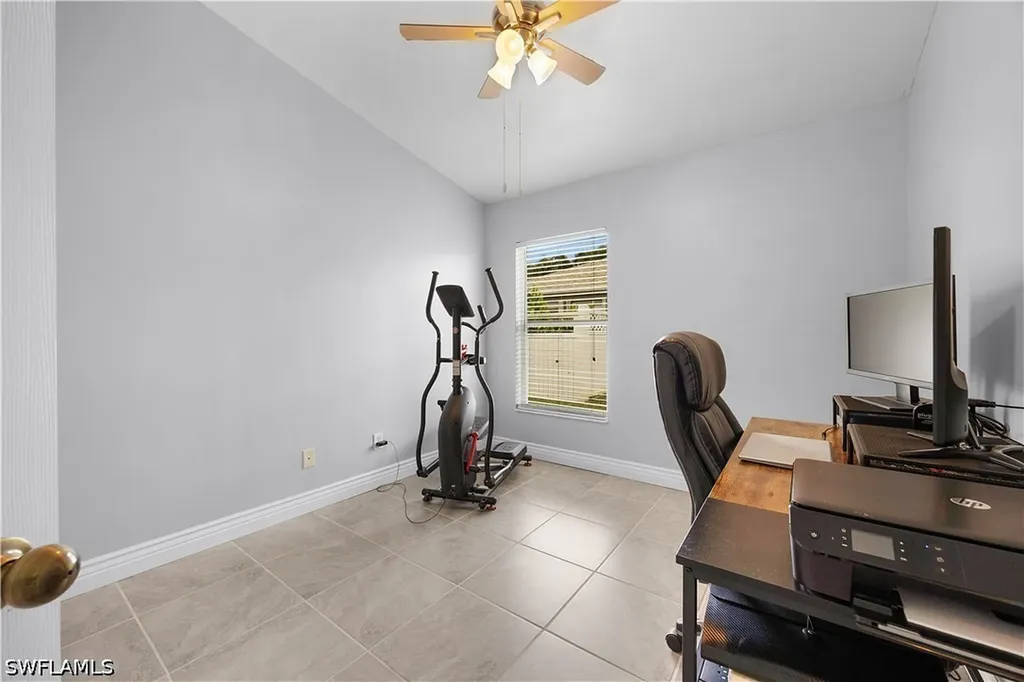 15633 Beachcomber Avenue Fort Myers FL 33908