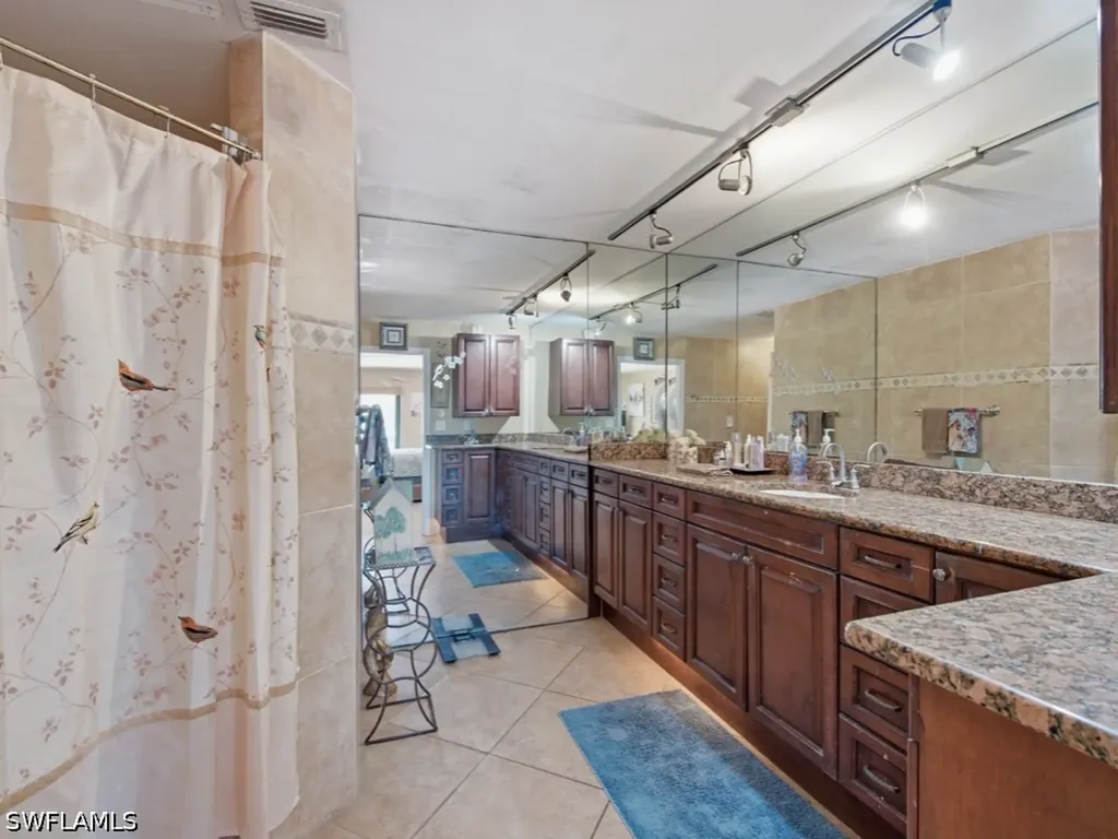 197 Gulfport Court Marco Island FL 34145