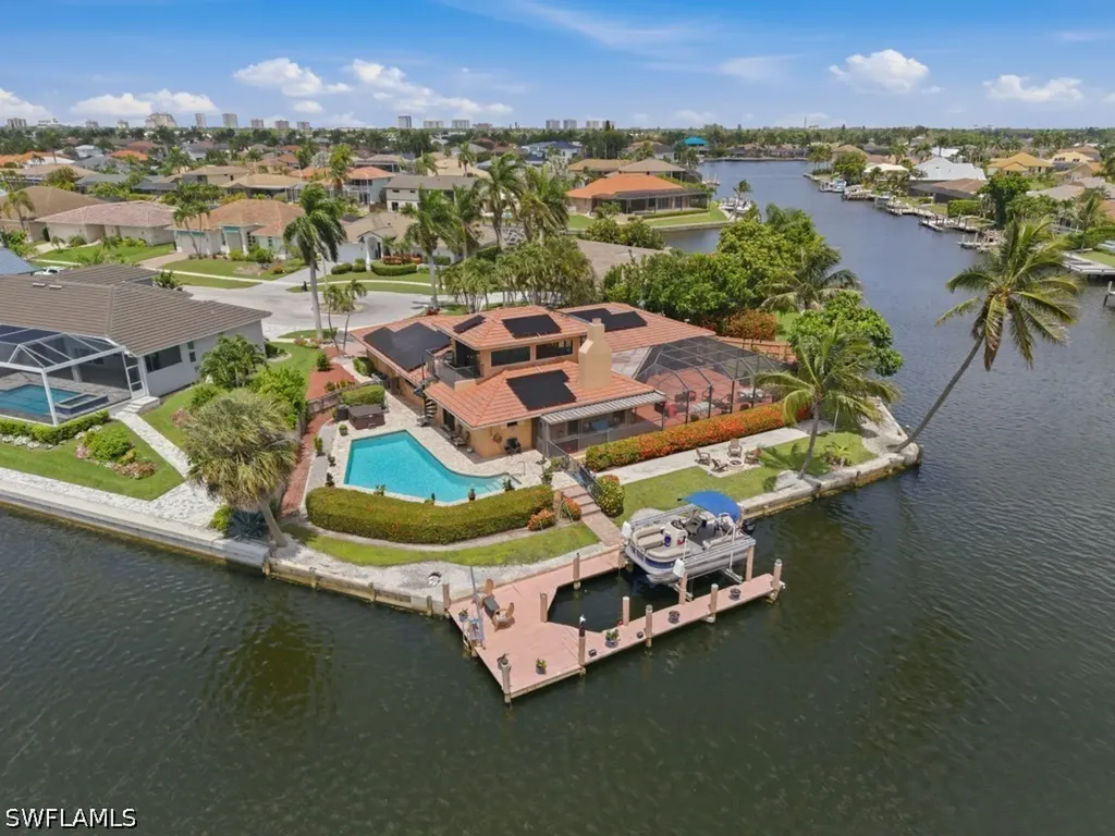 197 Gulfport Court Marco Island FL 34145