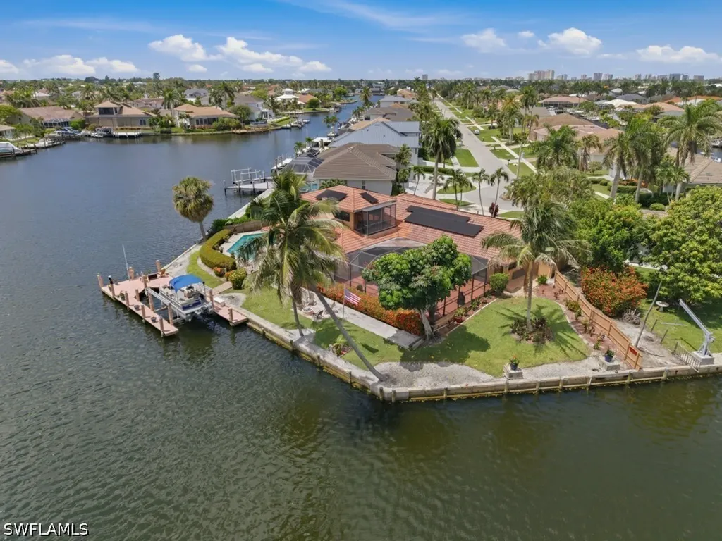 197 Gulfport Court Marco Island FL 34145