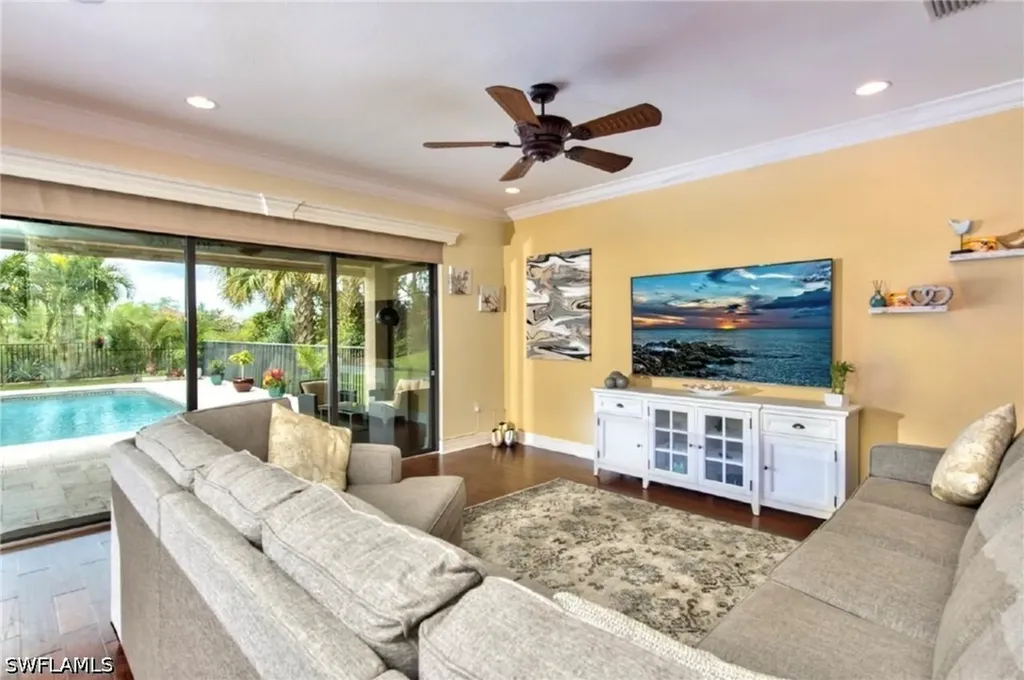 3402 Tigris Lane Naples FL 34119