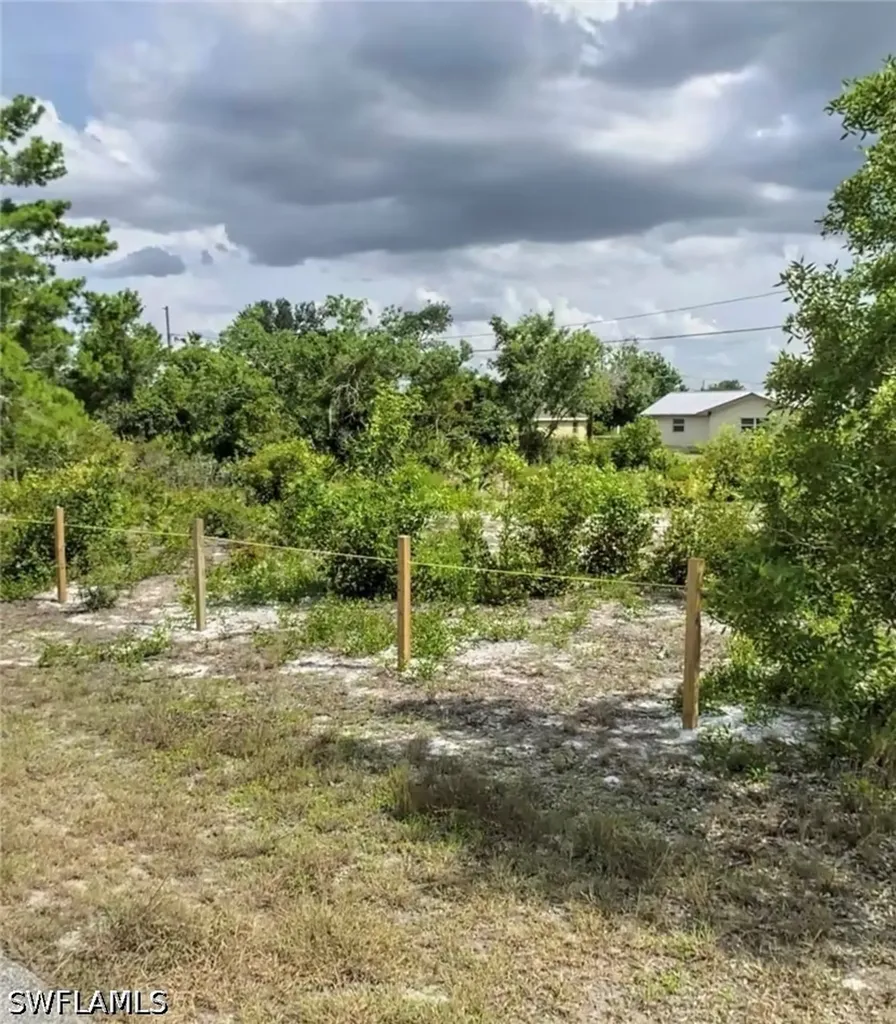 126 Loquat Road NW Lake Placid FL 33852