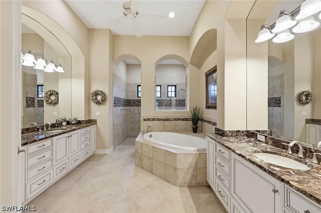 7408 Byrons Way Naples FL 34113