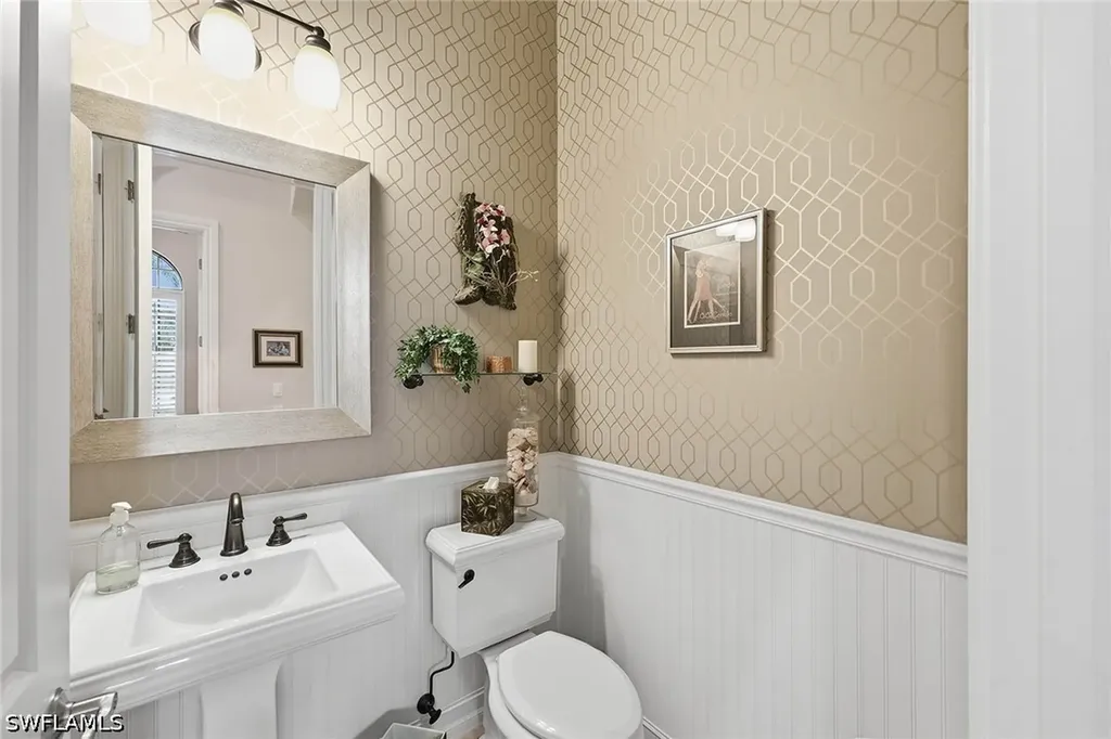 7408 Byrons Way Naples FL 34113
