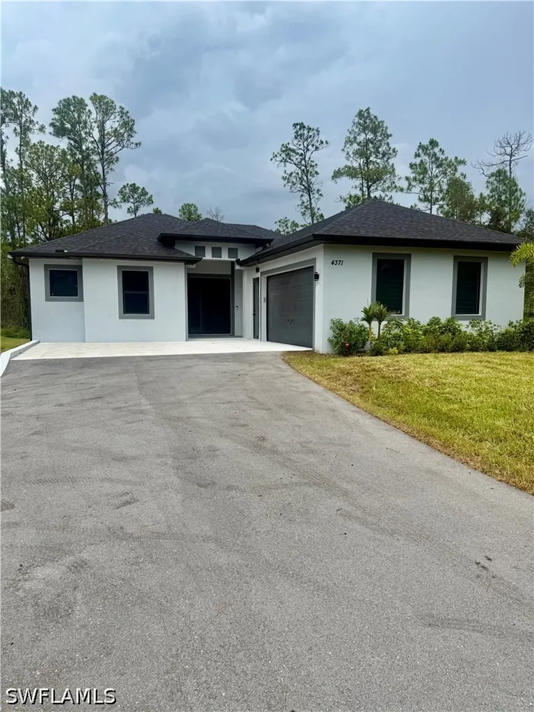 4371 47th Avenue NE Naples FL 34120