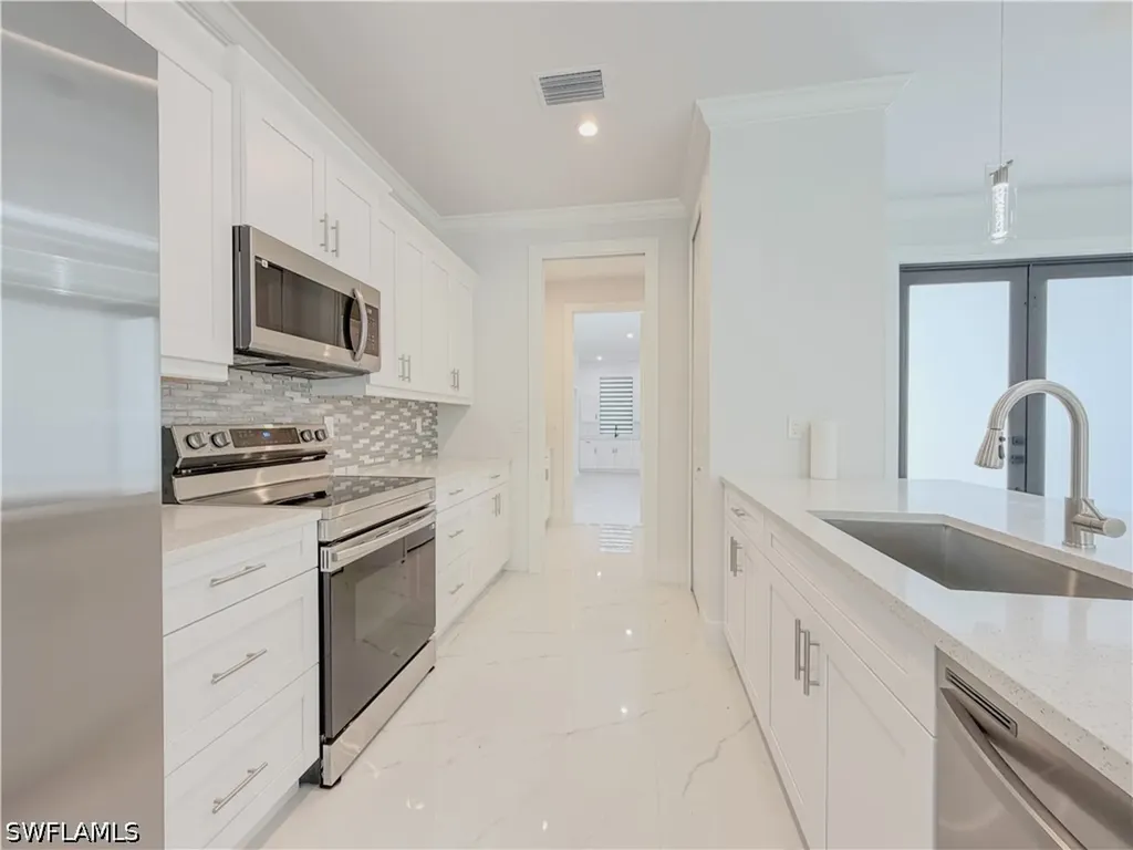 4371 47th Avenue NE Naples FL 34120