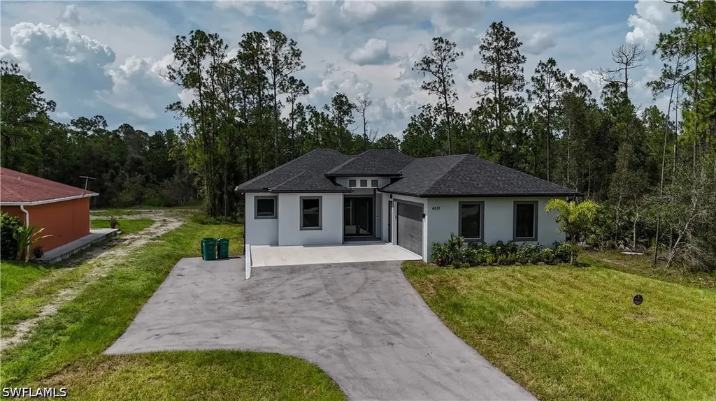 4371 47th Avenue NE Naples FL 34120