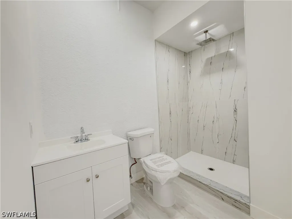 4371 47th Avenue NE Naples FL 34120