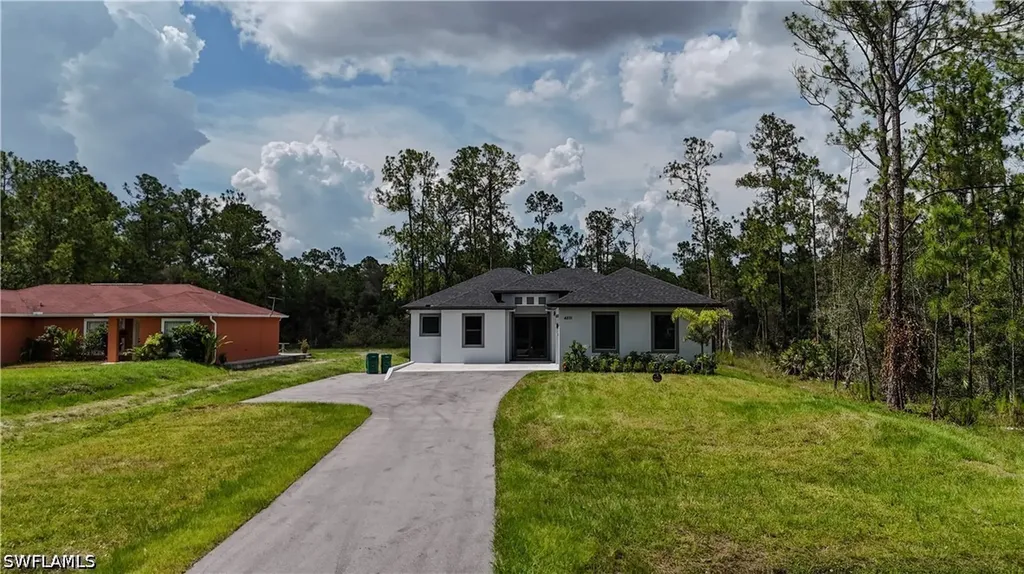 4371 47th Avenue NE Naples FL 34120