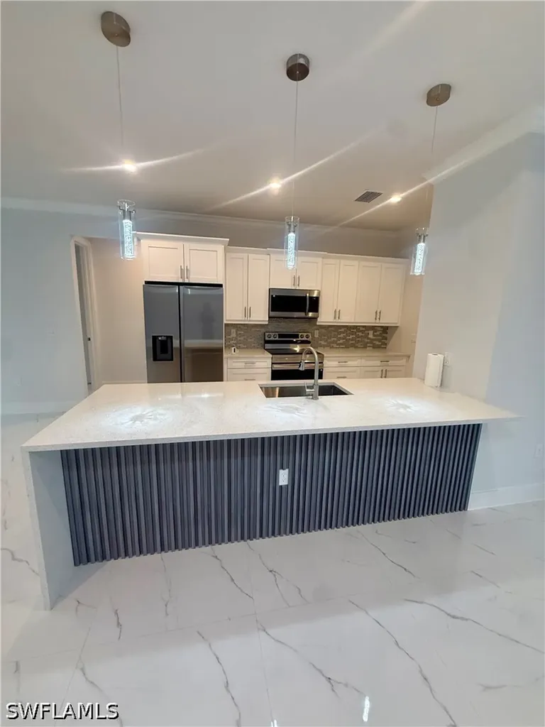 4371 47th Avenue NE Naples FL 34120