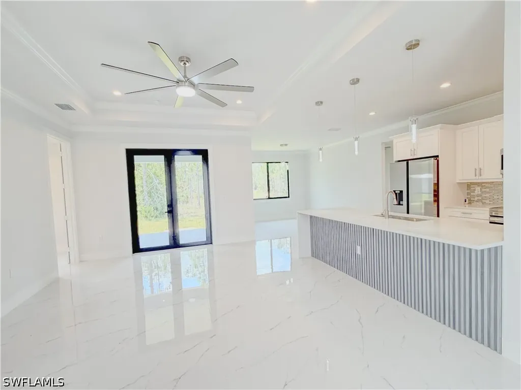 4371 47th Avenue NE Naples FL 34120