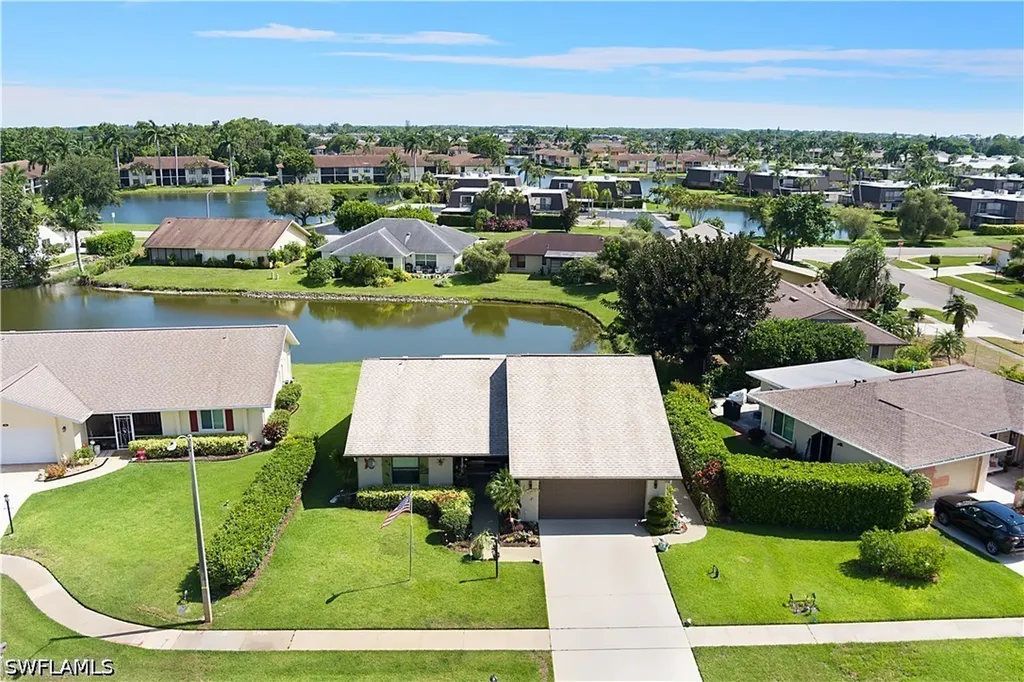 104 Brittany Court Naples FL 34112