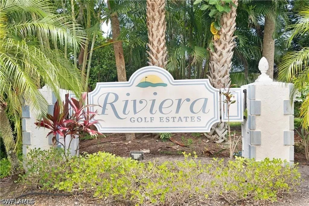 104 Brittany Court Naples FL 34112