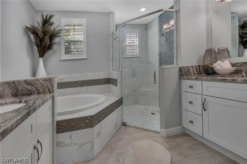 575 El Camino Real Naples FL 34119