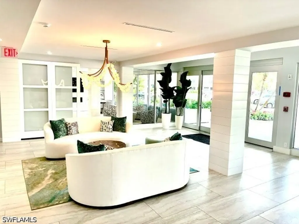 1 Bluebill Avenue Naples FL 34108