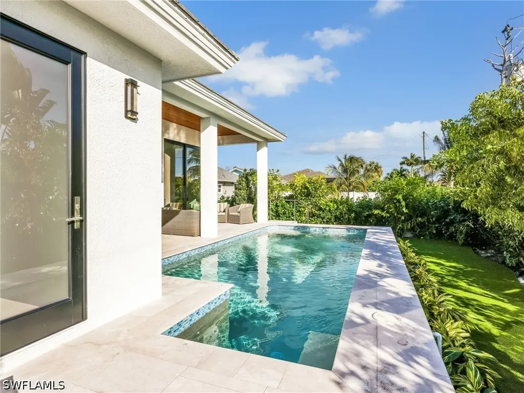 685 6th Avenue Marco Island FL 34145