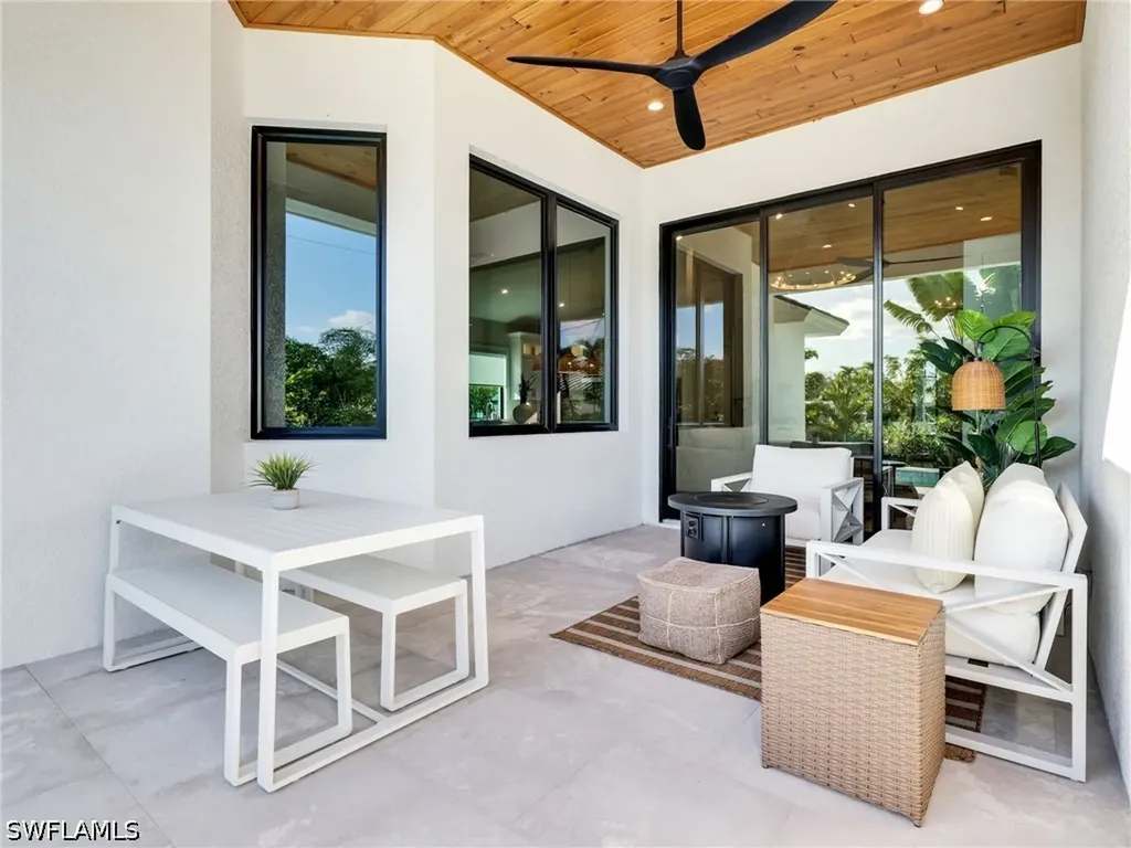 685 6th Avenue Marco Island FL 34145
