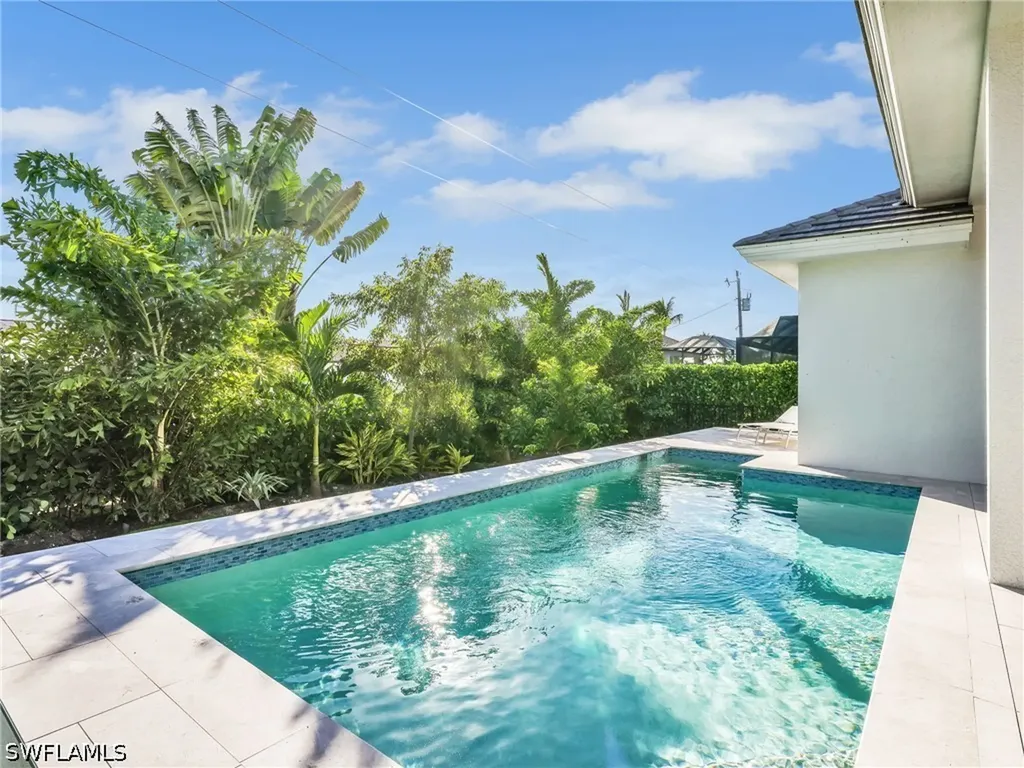 685 6th Avenue Marco Island FL 34145