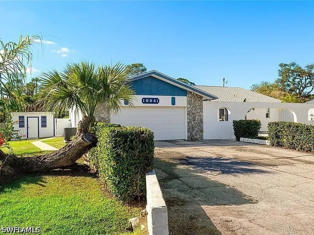 16941 Carolyn Lane North Fort Myers FL 33917