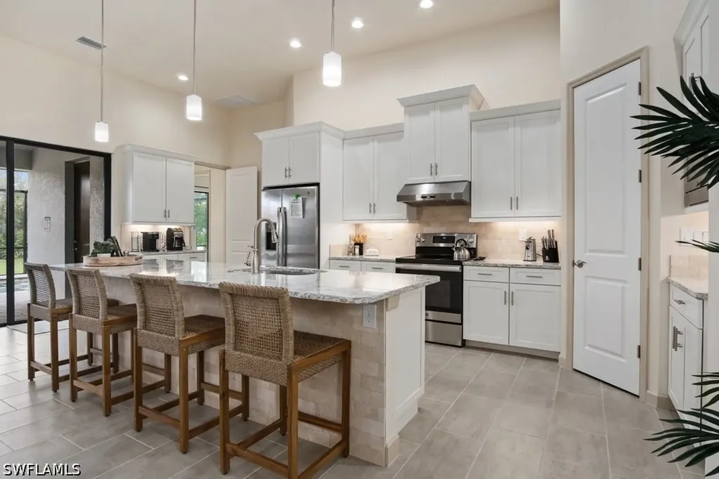 2825 SW 49th Terrace Cape Coral FL 33914